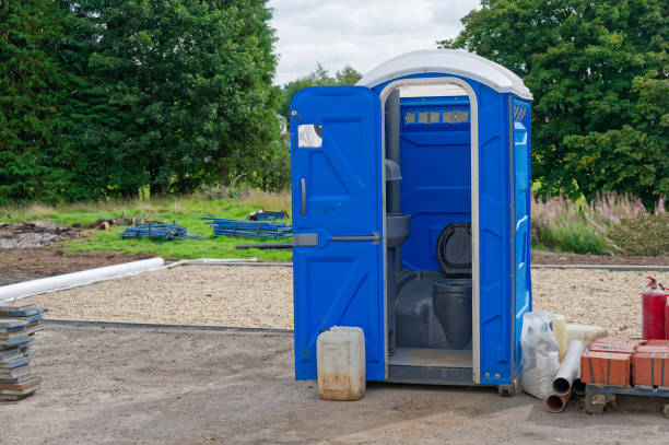 Best Portable Restroom Removal and Pickup in Legend Lake, WI